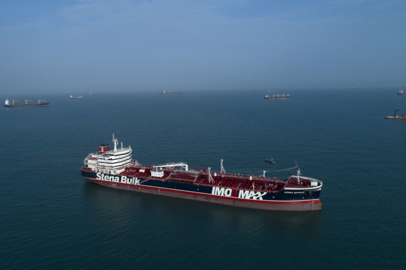 Iran threatens for the first time since the outbreak of war with Israel will close the Ormuz Strait, the world's oil artery