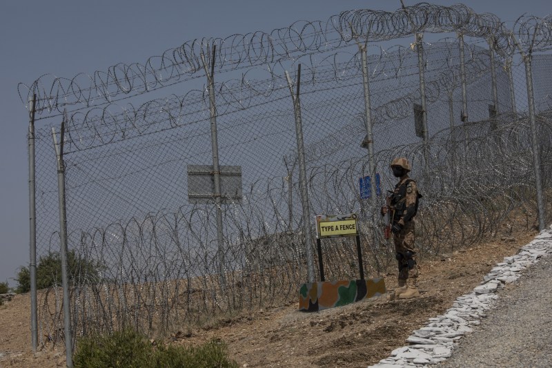Pakistani military convoy hit by an explosive car. More victims after the attack