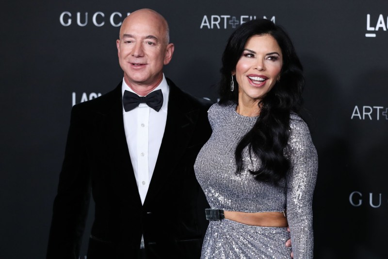 Jeff Bezos's wedding in Venice was postponed. 