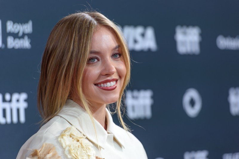Actress Sydney Sweeney says she will be unrecognizable in her new movie: 