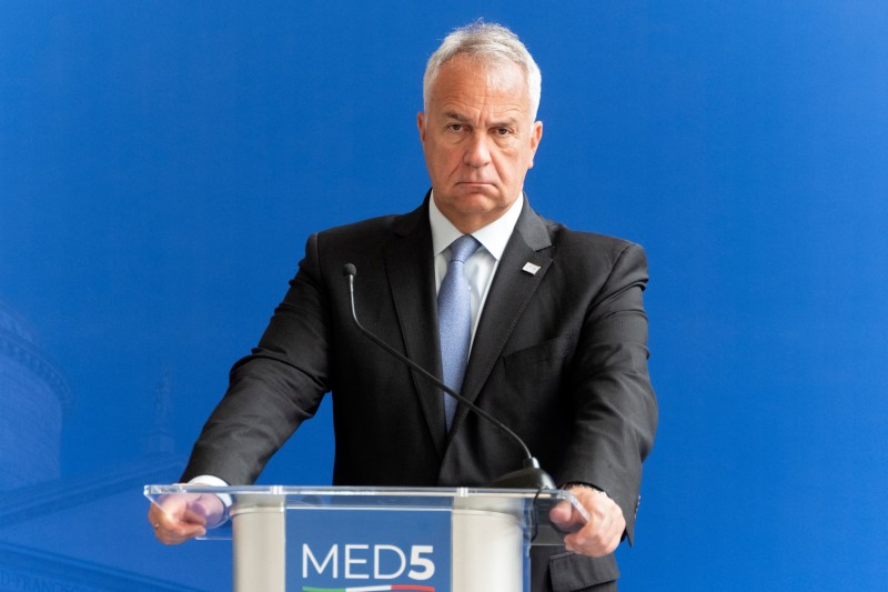 Waves of resignations in the Greek Government, after a large European Prosecutor's Office inquiry