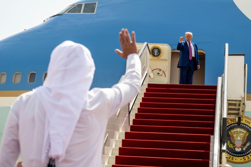The Qatar threatens with a 