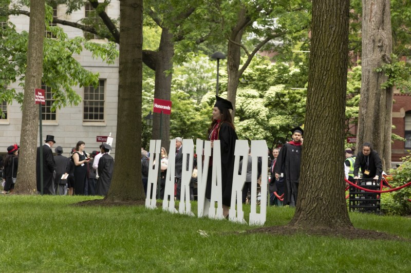 The Trump Administration forbids the US entry of students to study at Harvard after the first plan has been blocked by American justice