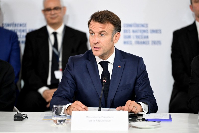 Macron announces that the free sea treaty will be implemented soon. Alarm signal on the situation of oceans