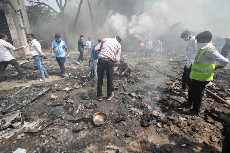 A passenger survived after the aviation tragedy in India. What did the press man say about the accident