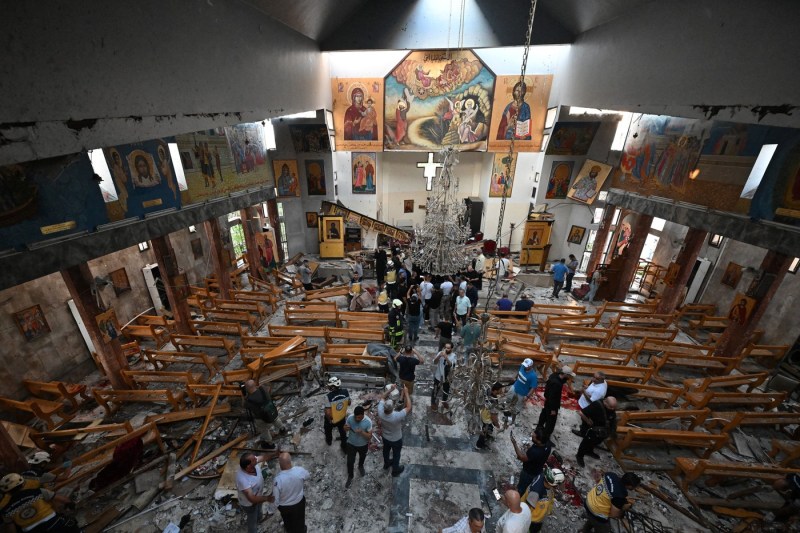 Carnagiu in Syria, after a suicide attack committed in a church in Damascus