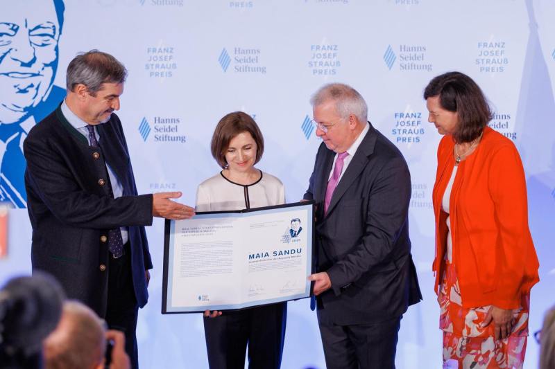 Maia Sandu, laureate with the Franz Josef Strauss award. What will he do with the money received