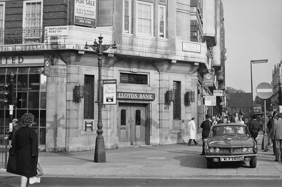 Lloyds Bank, September 1971