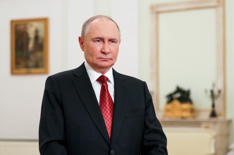 Putin has authorized the development of a state messaging application. Moscow wants to replace WhatsApp and Telegram with a sovereign platform