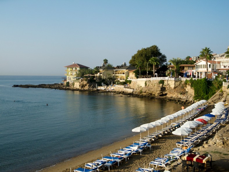 Beach in Antalya, Türkiye