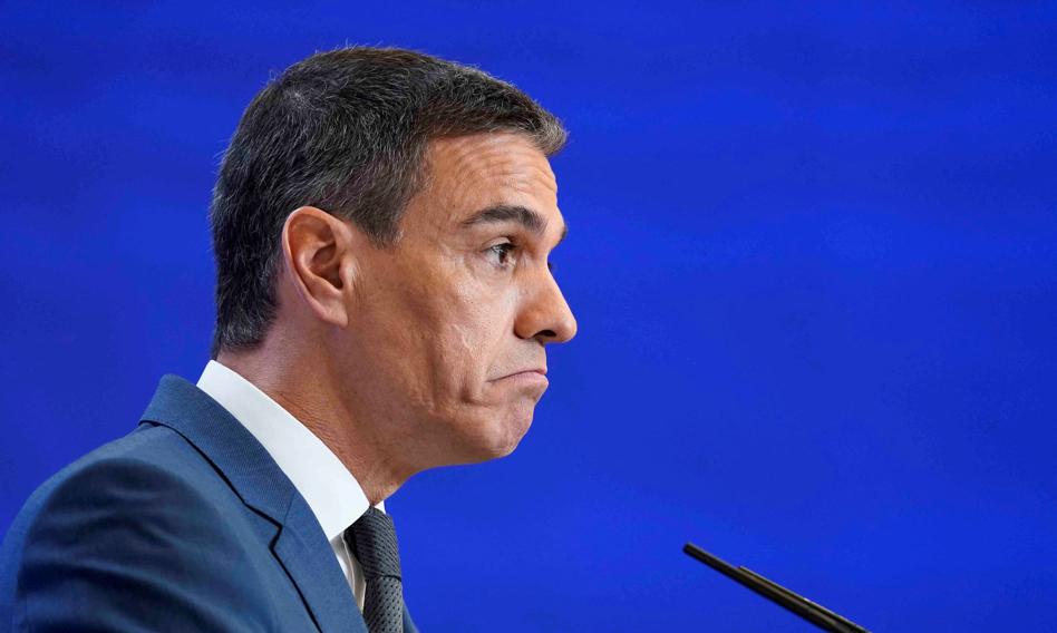 Prime Minister Sanchez defends his party's financing before the Senate committee