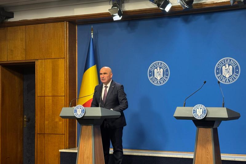 Prime Minister Bolojan, about cutting the bonuses in the public sector: