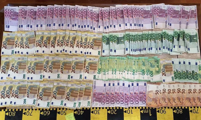 Tens of thousands of euros, confiscated following photo searches: Border Police