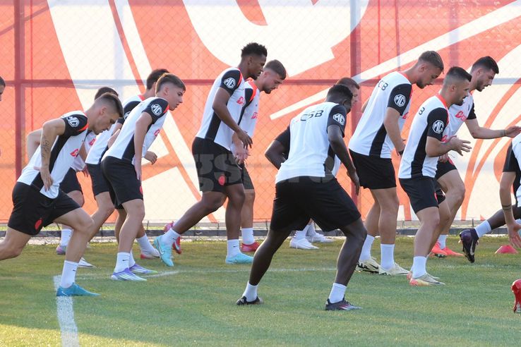 FCSB, training before the match with Shkendija // Photo: Andrei suppl