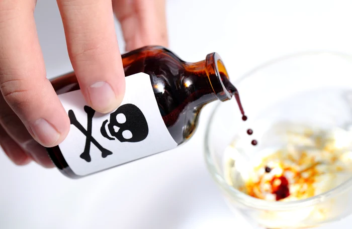 He put it poison in photo juice: Archive