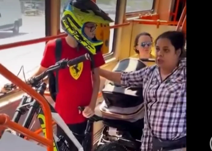 Child assaulted by a photo traveler: video capture