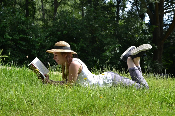 Reading in physical form by extinction photo click