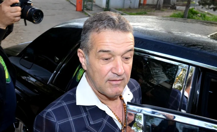 Gigi Becali, when he was taken out of the bars