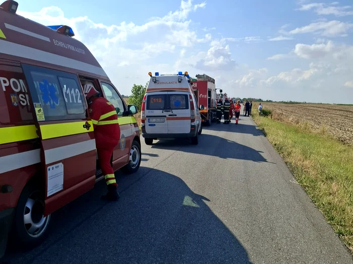 Several first aid crews arrived at the photo event site: ISU Teleorman