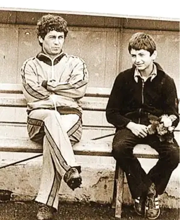 Mircea and Răzvan Lucescu, before becoming renowned coaches. PHOTO Personal Archive