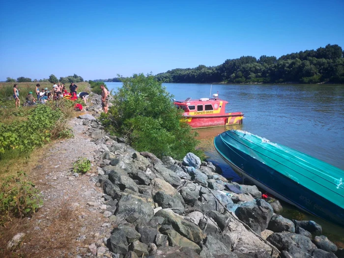 Four tourists, including a child, died on Monday night. Photo: Facebook/Mircea Fechet