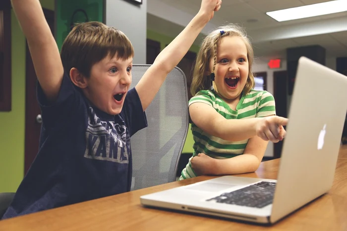 Children, laptop