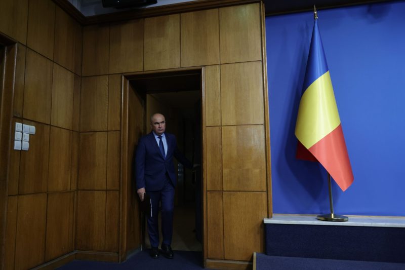 How many contracts Bolojan says he had Anastasiu's life partner with Oradea City Hall during his mandates
