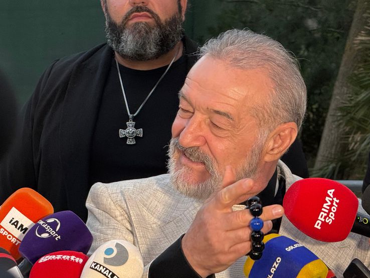 Gigi Becali, at the wedding made by Kira Hagi and Thomas Ferfelis
