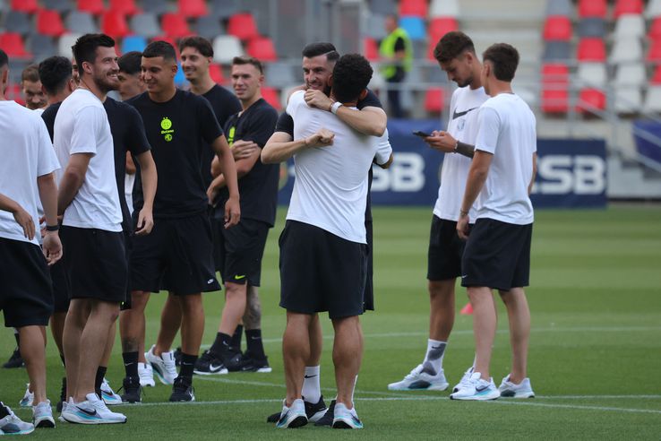 Pictures before FCSB - Lighthouse // Photo: Ionuț Iordache (GSP)