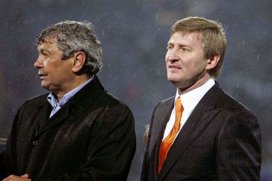 Mircea Lucescu (stânga) și președintele Rinat Ahmetov, Cupa UEFA, semifinale, sezonul 2008–2009, Șahtior Donețk - Dinamo Kiev 2-1, disputat la Donețk. 7 mai 2009. Foto: Imago După 9 ani împreună, Răzvan Raț pune cuțitele pe masă, de ziua lui Mircea Lucescu » Rafală fără precedent: „Eu l-am adus la Șahtior, mă deranjează mitul ăsta!”