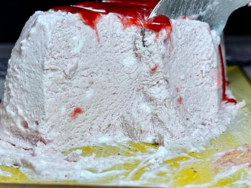 Add this at home to whipped proteins - and ice cream will turn out to be incredibly delicate and tasty. Simple recipe 