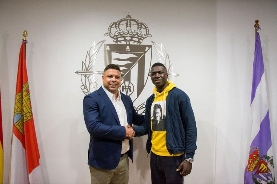 Stiven Plaza, at the time of official presentation at Real Valladolid, along with Ronaldo Liga 2 club, treadmill transfers from Superliga