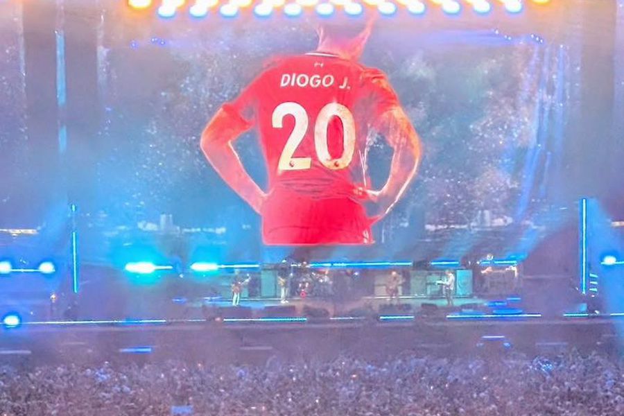 Concert Oasis Cardiff - tribute to Diogo Jota / PHOTO: Facebook Oasis and Jota, when the enemy disappears
