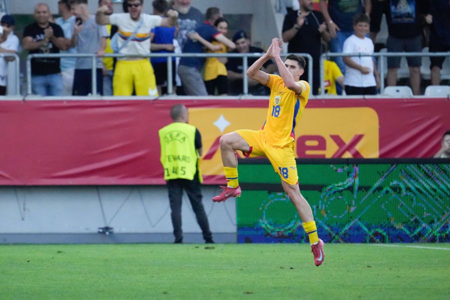 Two clubs in Serie A asked about the Romanian player: 