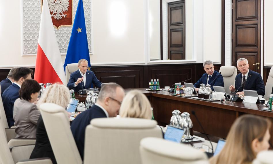 The government's reconstruction on the horizon. The champer gave the exact date