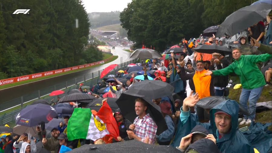 Fans face the rain in Belgium Belgian big prize