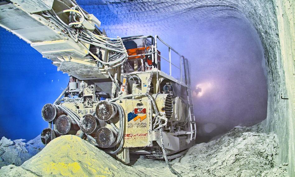 Rescue operation at the Polkowice-Sieroszowice copper mine. Górnik died