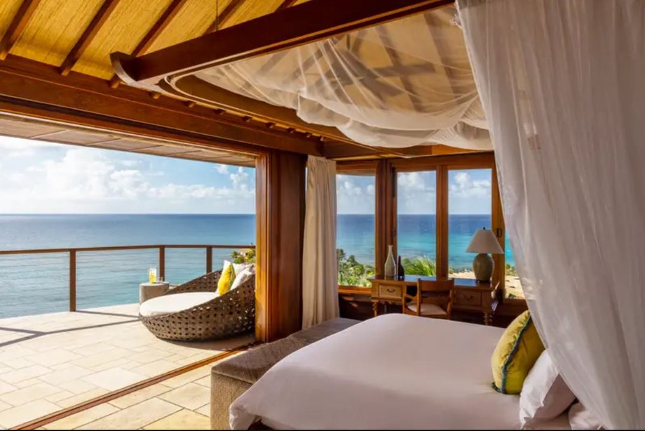 Guest room on the island of Necker