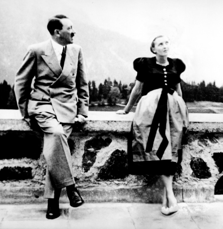 Adolf Hitler and Ewa Braun, Date unknown
