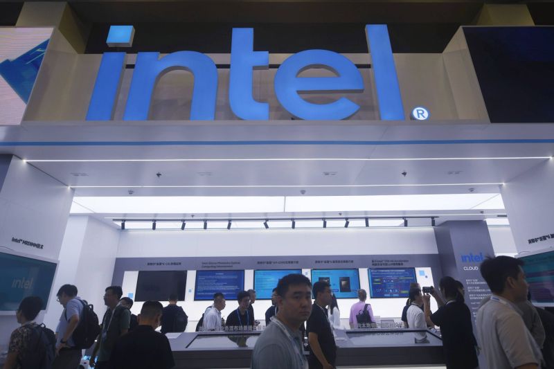 A large technology company abandoning production plans in Europe and announces new dismissal rounds