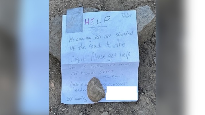 A card asking for help