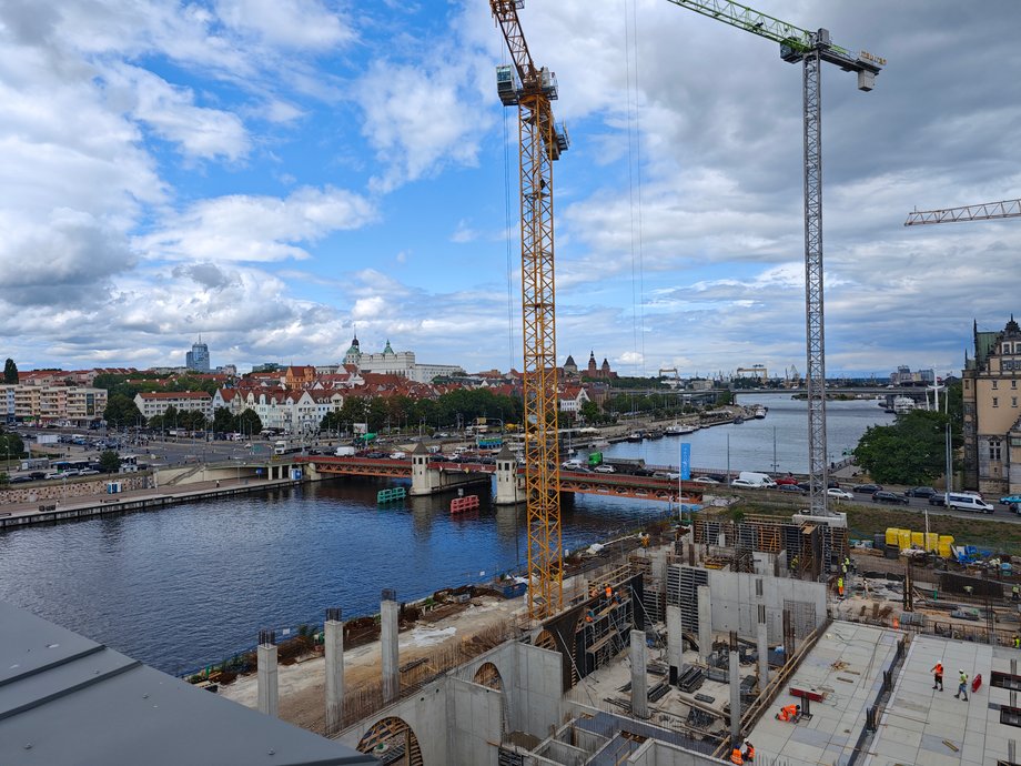 Construction of a new part of the JW Construction estate