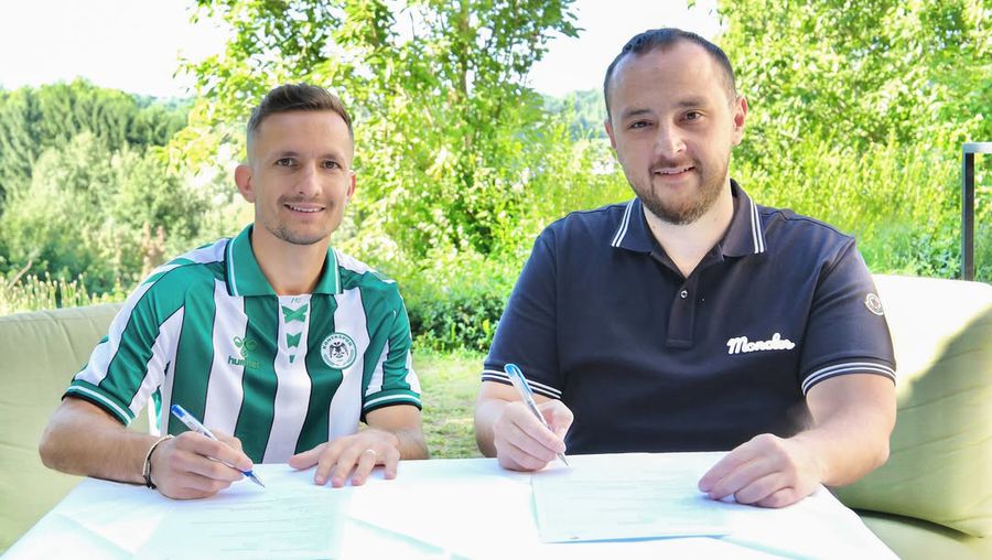 Marius Ștefănescu, presented to the new team as a supervade: 