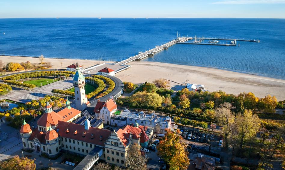 QR codes at the beach entrances. Sopot extends a helping hand to tourists