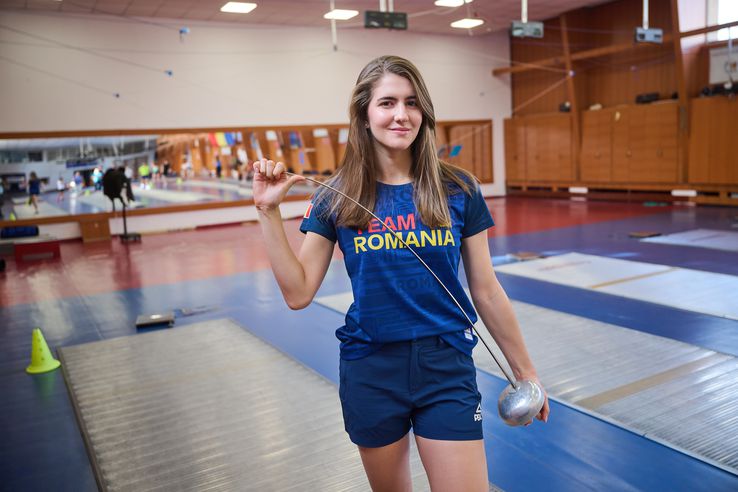 Alexandra Predescu practică scrima fiind legitimată la CSA Steaua. Foto: Instagram