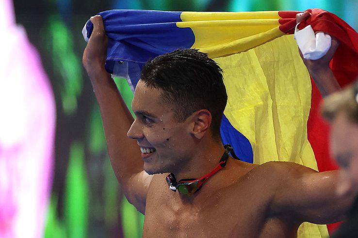 David Popovici, world champion at 200 meters free in Singapore! Sensational pictures a few seconds after triumph. Source: Getty Images