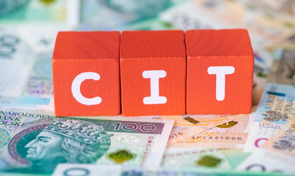 The tax office throws out of the Estonian CIT. All because of the signature