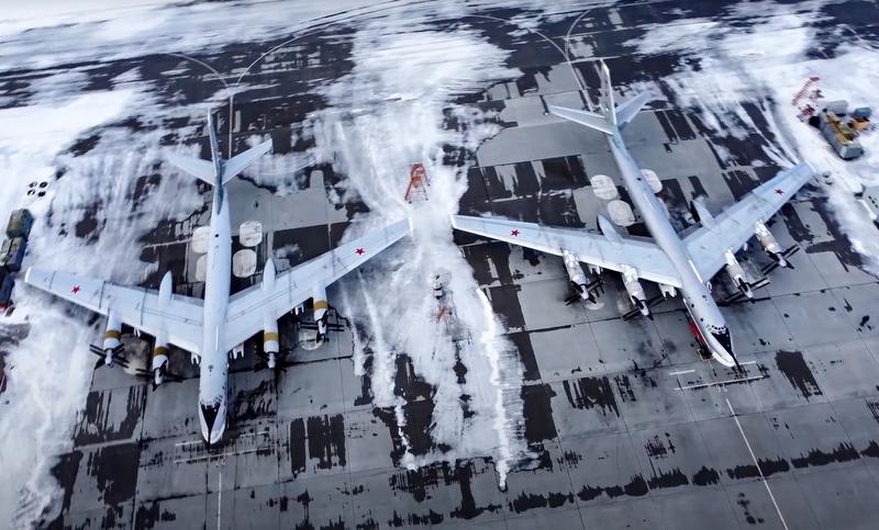 Strategic Bombardiers at the Engels military base in Russia, photo: Russian Defense Ministry Press Service / AP / Profimedia