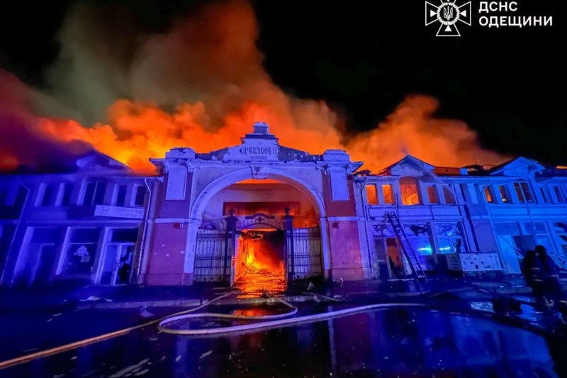 The emblematic Privoz Square in Odessa, in flames after a massive attack with Russian drones. Attack shortly after Istanbul Peace Discussions