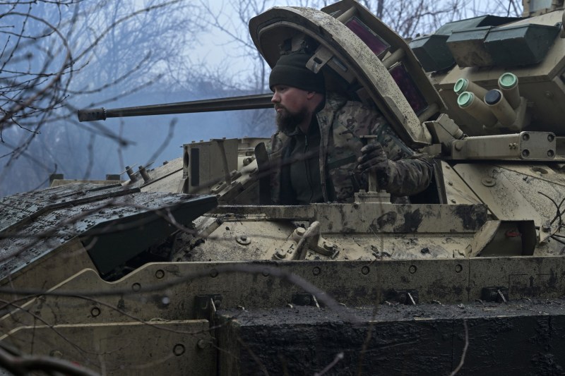 Hawk rocket equipment and Bradley battle armored: US approves the second armament sale for Ukraine in Trump's mandate